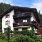 Ferienwohnung Ried Im Zillertal: Haus Zisterer 