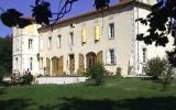 Ferienhaus Frankreich Cd-Player: Gîte Au Château De Montcru 