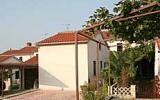 Ferienhaus Porec: Ferienhaus In Ruhiger Und Sonniger Lage 