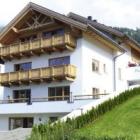 Ferienhaus Tirol: Ferienhaus In Fiss 