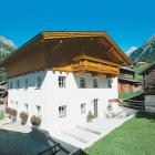 Ferienhaus Sölden Tirol Heizung: Bauernhaus Schöpf 