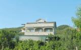 Ferienwohnung Rab: Haus Ljubica In Rab (Ckv03011) 2-Raum-App./typ 1 