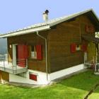 Ferienhaus Innerlaterns: Chalet An Der Piste 