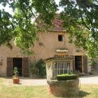 Ferienhaus Burgund Heizung: Ferienhaus Tuloup 