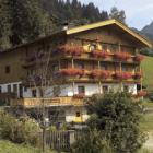 Ferienwohnung Kaltenbach Tirol: Haus Kröll 