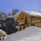 Gemütliches Blockhaus in idyllischer Aussichtslage mitten im Wander-/ Skigebiet
