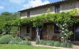 Ferienvilla Italien: Eine Wunderschön Restaurierte Villa In Umbrien In ...