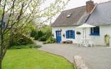 Landhaus Bretagne: Frei Stehende Bretonische Hütte Aus Dem 16. Jh. In Ruhiger ...