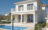 Ferienvilla Paphos: Neue Luxusvilla Mit Eigenem Pool & Garten In Berglage 