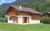 Chalet Verchaix Grill: Luxury 4 Bed Chalet With Hot Tub! 