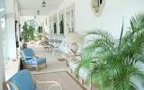 Ferienvilla Estoril: Landhaus-Villa Auf Privatgelände Mit Üppigem Garten ...