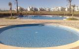 Ferienwohnung Sucina: South Facing Garden Apartment Overlooking Large Pool 