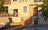 Ferienvilla Camps Bay Dvd-Player: A Spacious Hilday Home With A Pool A Minute ...